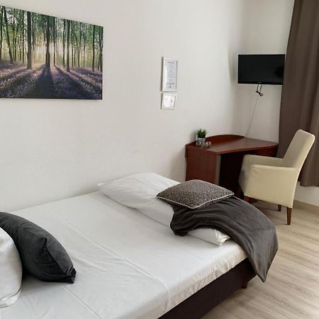 Hotel Zum Adler Bad Homburg vor der Höhe Esterno foto