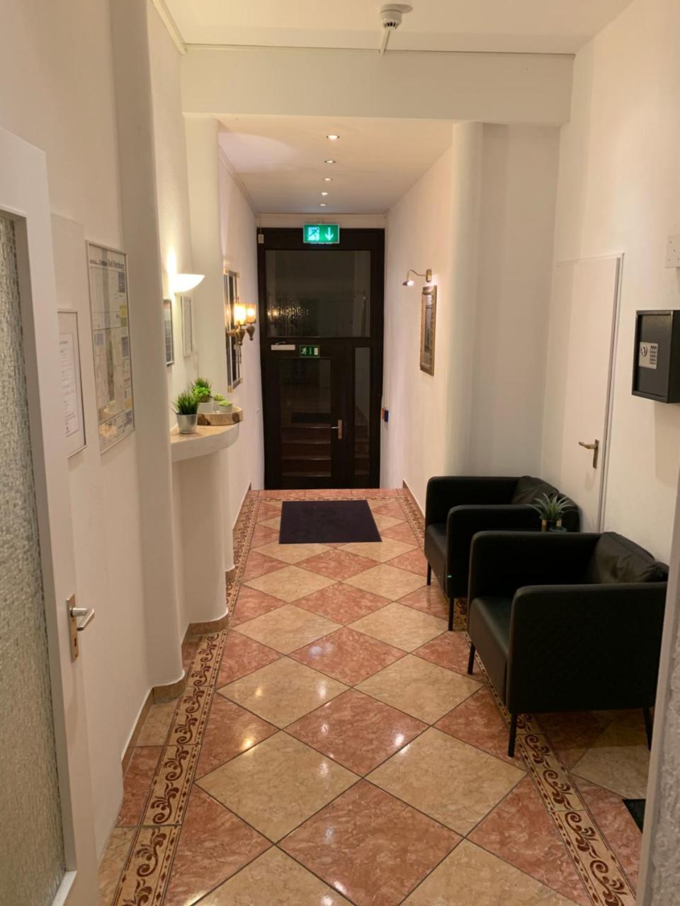Hotel Zum Adler Bad Homburg vor der Höhe Esterno foto