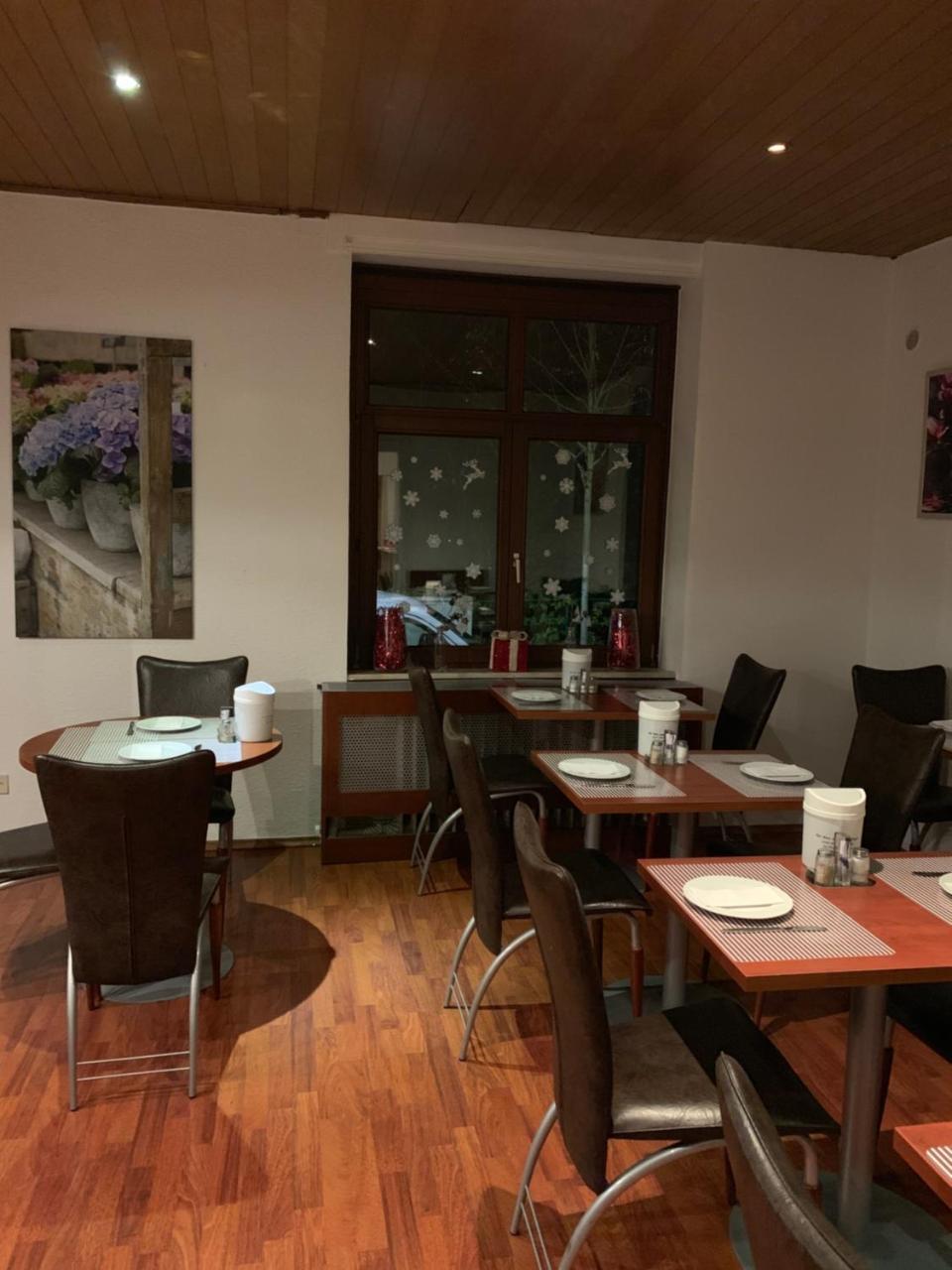 Hotel Zum Adler Bad Homburg vor der Höhe Esterno foto